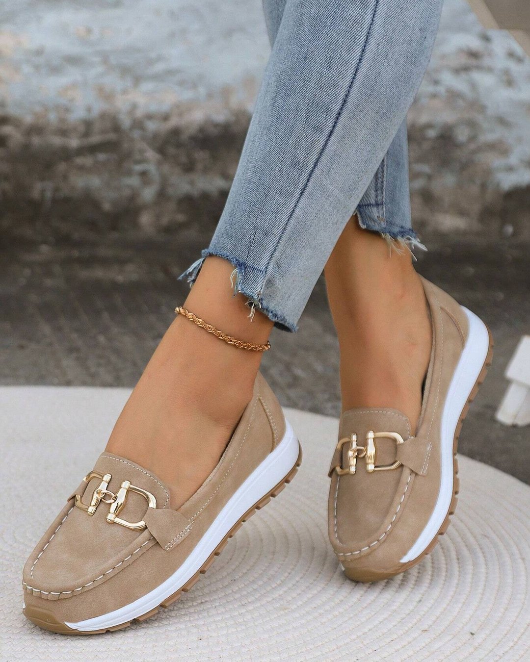 Harriet | Buckle Flat Moccasins