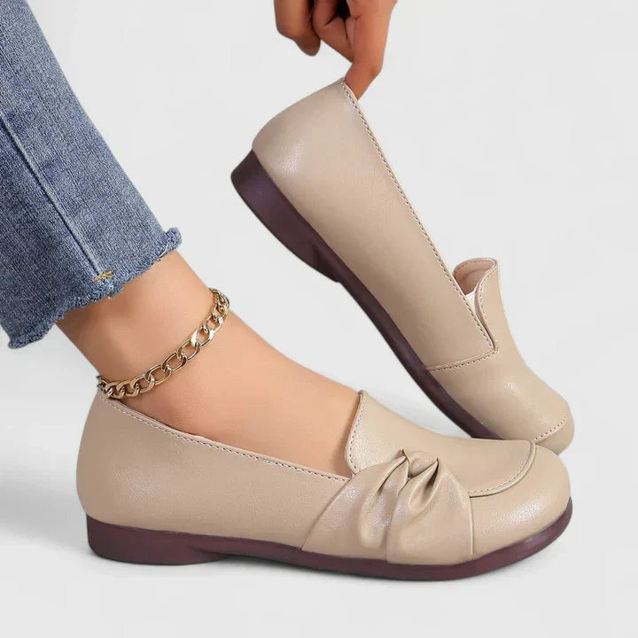 Adelaide | Sleek Pumps