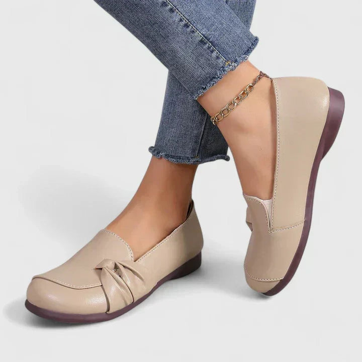 Adelaide | Sleek Pumps