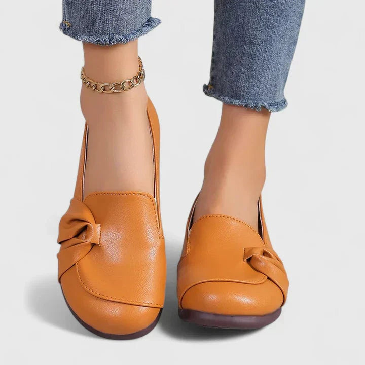 Adelaide | Sleek Pumps