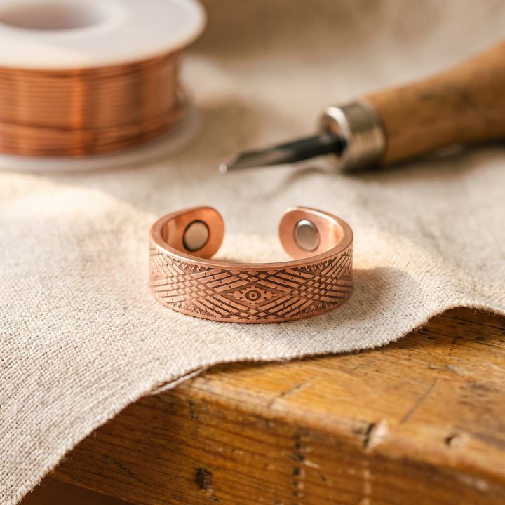 Holt | Crosshatch Engraved Copper Ring