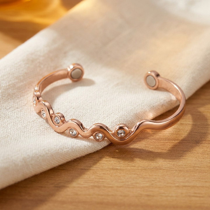 Lark | Crystal Copper Cuff