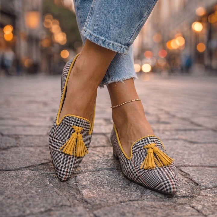 Evelyn | Patterned Pointed-Toe Flats